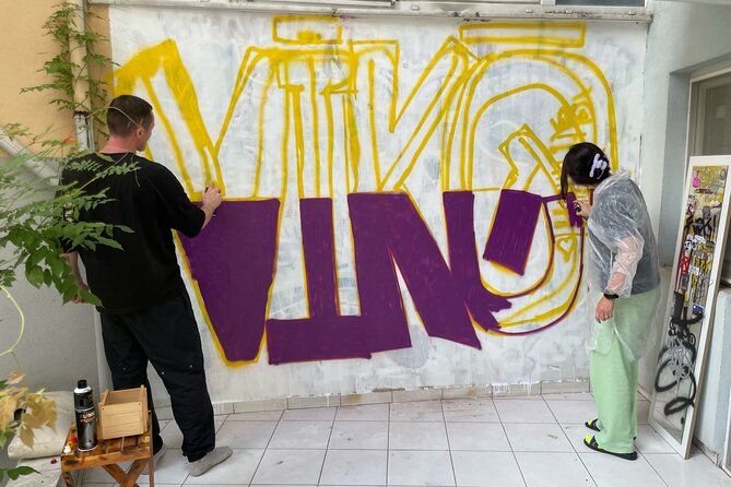 Istanbul Street Art Experience with Local Artists at Home Garden - Coffee, tea, and the story of graffiti