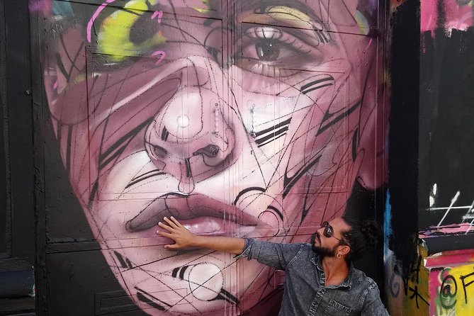 Kickstart Street Art Tour in Lisbon - Walking demands and group size