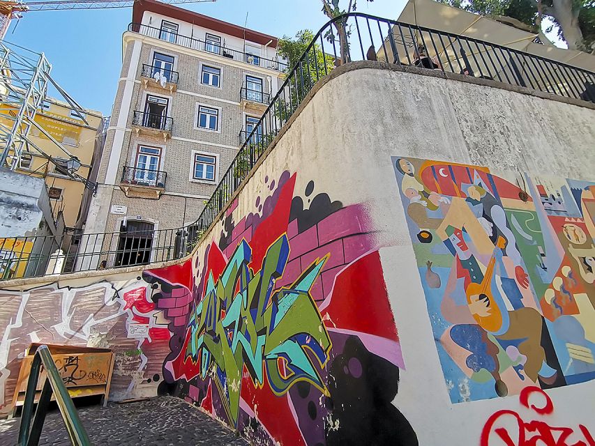 Lisbon: 2-Hour Street Art Photo Tour - Starting at BessaHotel Liberdade