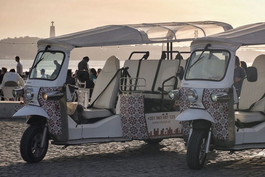 Lisbon: 3-Hour Street Art Tuk Tuk Tour - Value, cancellation, and practical planning