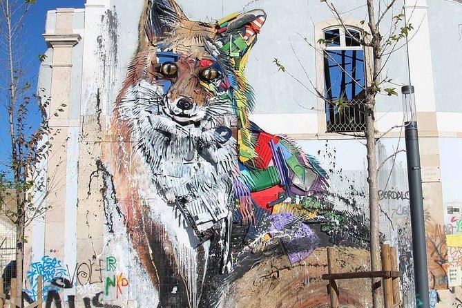 Lisbon Street Art - Private Tuk Tuk Tour with pickup - Three hours in a private tuk tuk