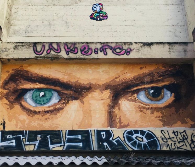 Lyon: Street Art & Street Food Tour - The guides make the small group worthwhile