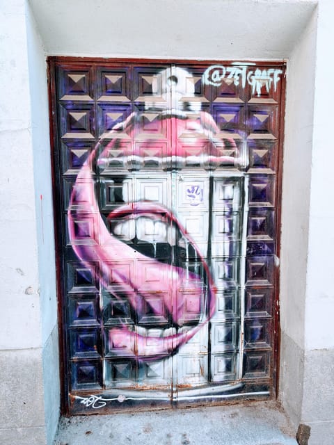 Madrid: Hidden Street Art Tour - Mercado Antón Martín and the neighborhood rhythm