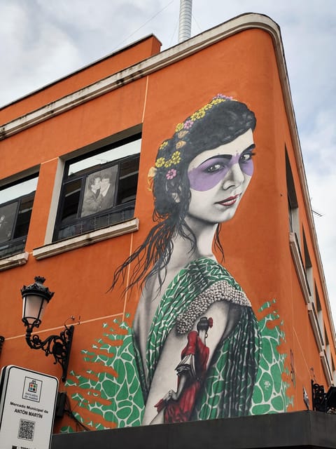 Madrid: Hidden Street Art Tour - Lola Gil’s ceramic trompe-l’oeil