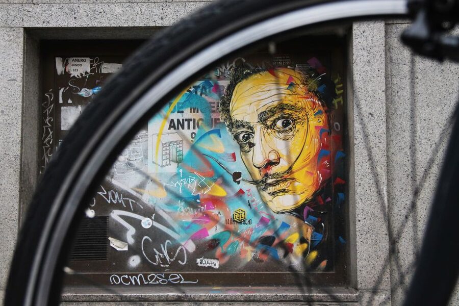 Madrid: Street Art Bike Tour - Esto Es Una Plaza In Lavapiés