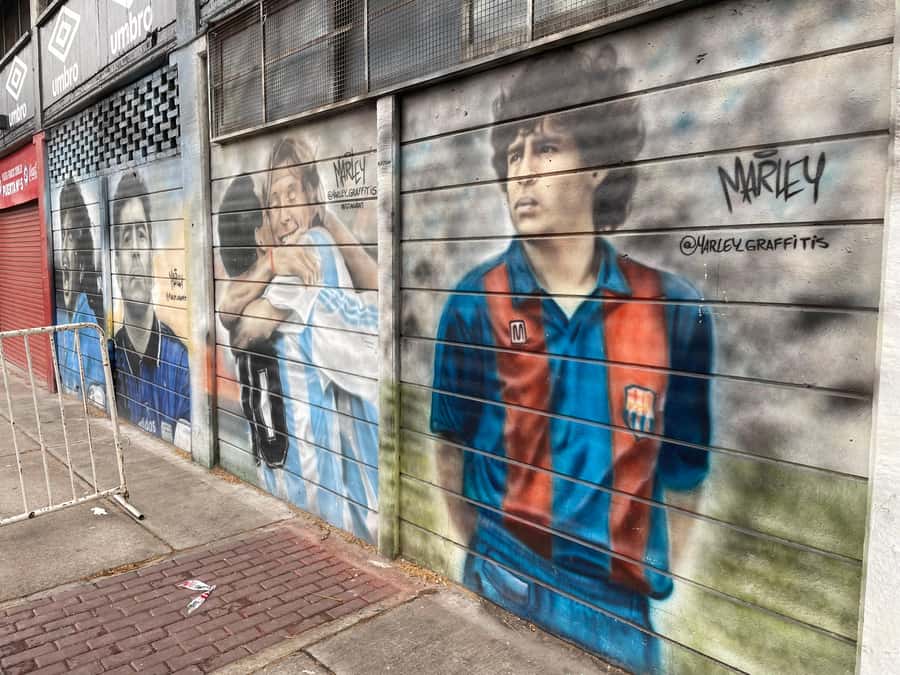 Maradona Tour: Murals, Chapel, Stadium, Museum, Casa D10S - Is $162 per person a fair price?