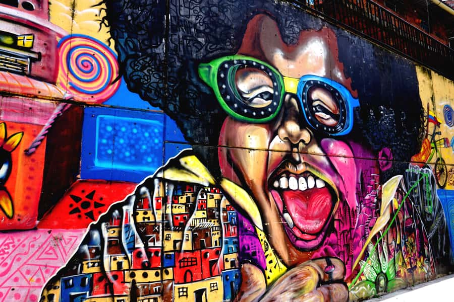 Medellín: Private Comuna 13 Street Art Tour - Five details that make this tour worth considering