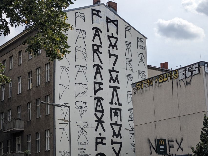 Mega Street Art, Mural, Graffiti Private Tour - The political and humorous side of Berlin’s art