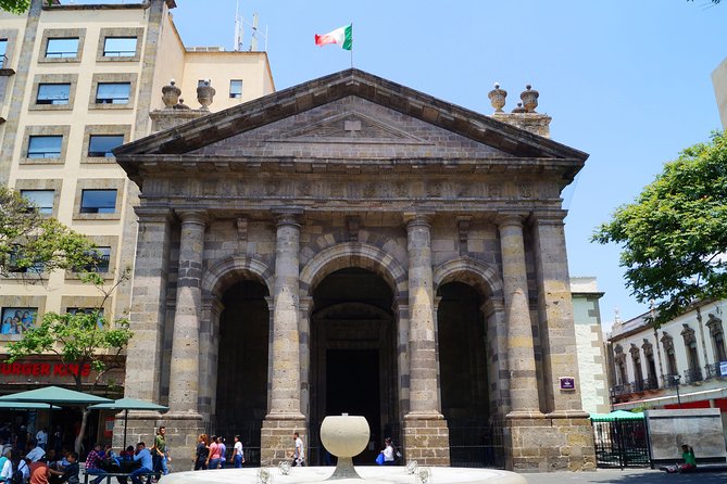Mexican Muralism in Guadalajara. A Cultural PRIVATE TOUR - Why Guadalajara’s murals make a strong introduction