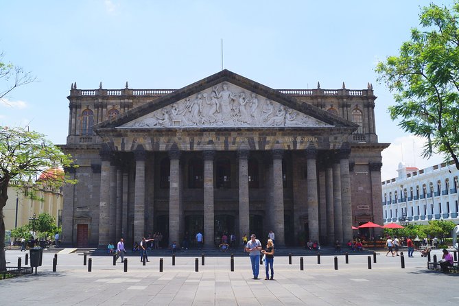 Mexican Muralism in Guadalajara. A Cultural PRIVATE TOUR - What the private format changes