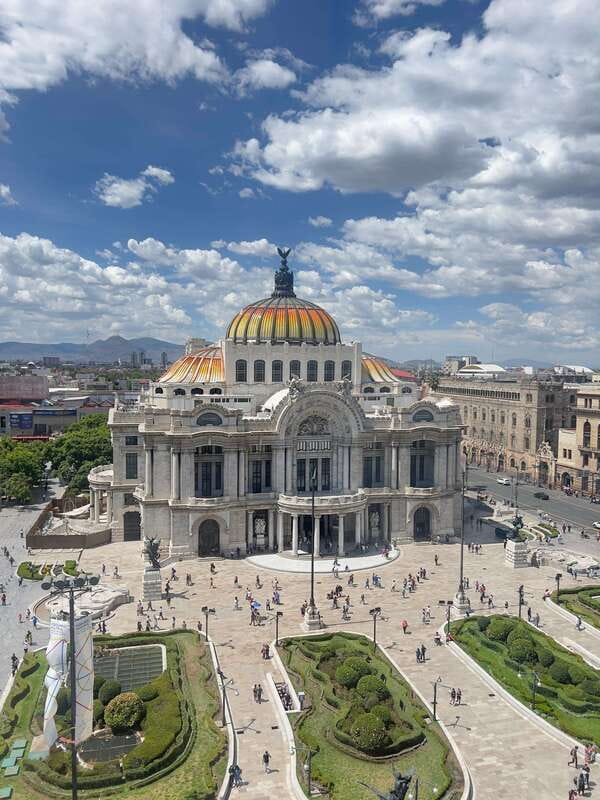 Mexican muralism with a true Art lover - Key points to know before you book