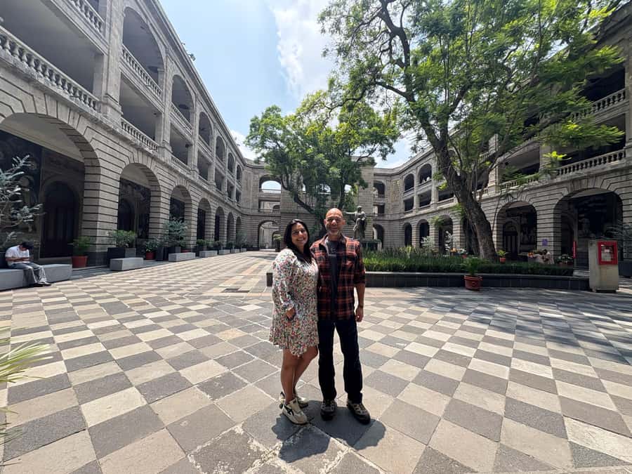 Mexico City: Diego Rivera's Murals Guided Walking Tour - Key points to know before you go