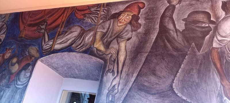 Mexico City: Murals at the Museum of San Ildefonso - Should you book the San Ildefonso mural tour?