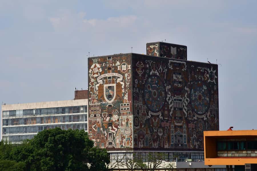 Mexico City: Xochimilco Coyoacan, Frida Kahlo & UNAM Murals - Coyoacán in 45 minutes