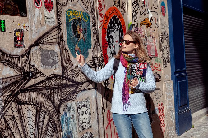 Montmartre Street Art Tour with an Artist - The hands-on part for families