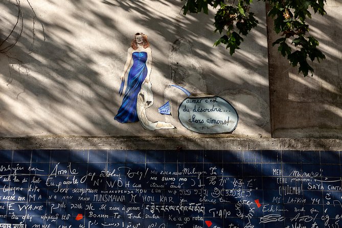 Montmartre Street Art Tour with an Artist - Who should book this walk?