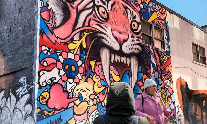 Montreal: Guided Walking Tour of Montreal's Murals - Starting at the Maison du développement durable