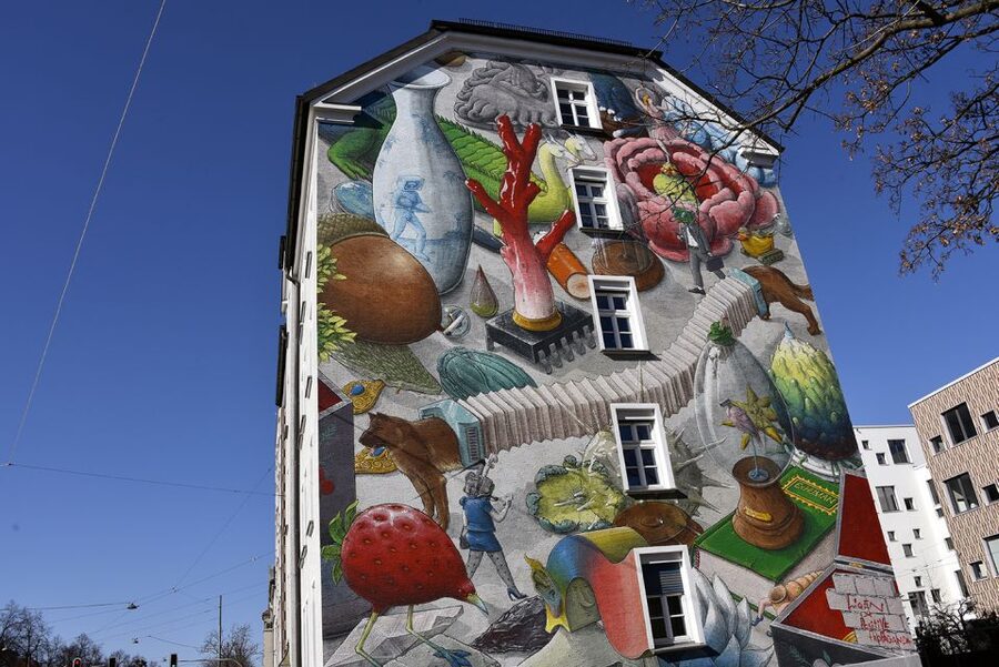Munich: Street Art Bike Tour - Riding beside the Isar