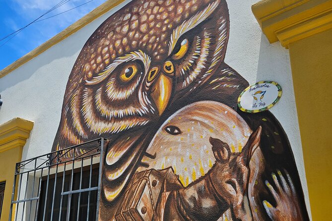 Mural and Sculpture Art Tour at the Peace Center - Should you book the Malecón art walk?