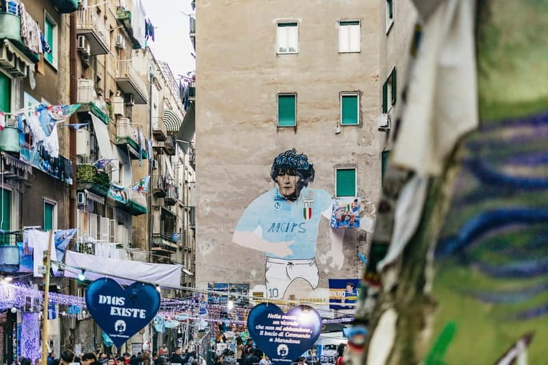 Naples: Spanish Quarters Folk Street Art w/ Sweets Tasting - Five things to know before you go