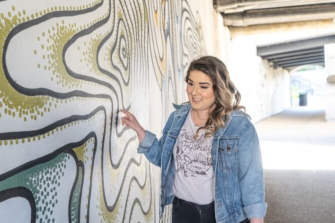 Nashville Downtown Insta Mural Shared Walking Tour - Two Murals at 914 Main Street