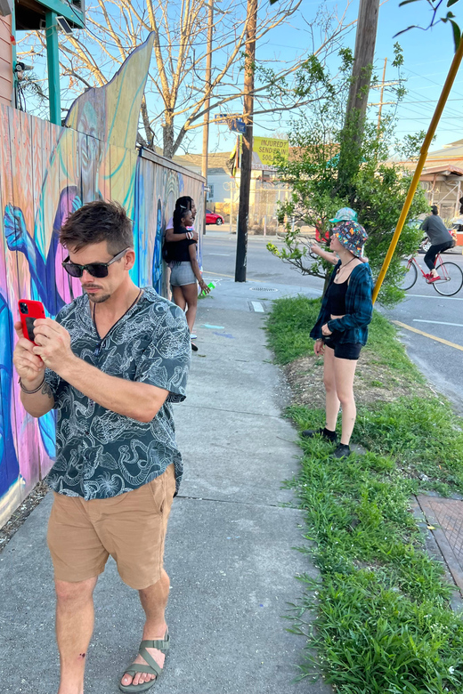 New Orleans Culture Street Art & Mural Walk - What the small review sample tells you
