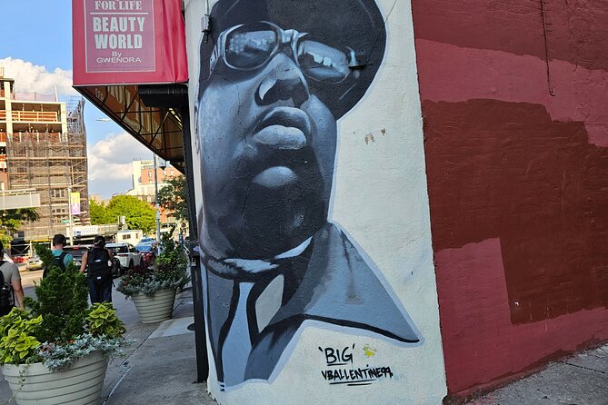 New York: Hip-Hop, Murals, Sports & Dangerous Neighborhoods Tour - Brooklyn closes with Biggie, Al Capone, and Spike Lee