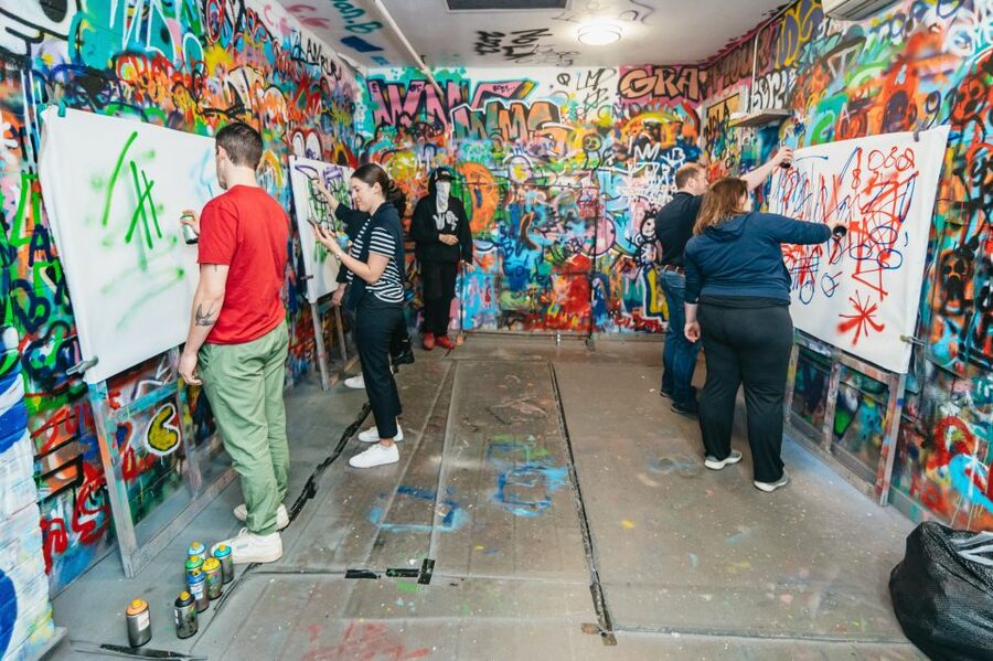 NYC: Brooklyn Graffiti Workshop with Local Artist - Who should book this Bushwick art class?