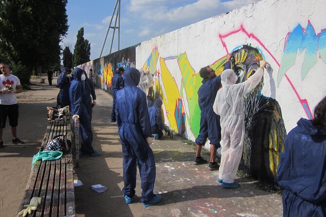 Open graffiti workshop in the Mauerpark in Berlin - How Much Does the $131.81 Price Include?