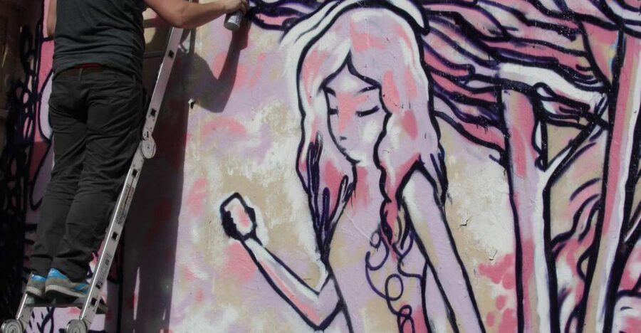 Paris: 2-Hour Street Art Tour - Following Parisian street art through Belleville