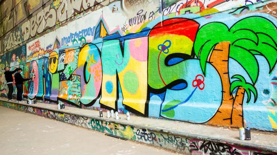 Paris: Graffiti and Street Art Workshop - From spray-can practice to wall lettering