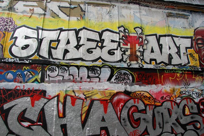 Paris Off the Beaten Path Street Art Walking Tour - Why the Eight-Person Limit Matters