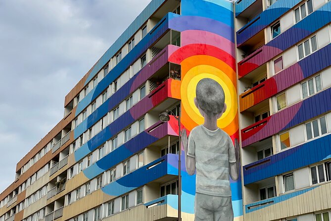 Paris Street Art, smartphone audioguided tour - Key points at a glance