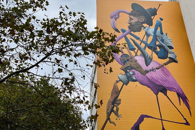 Paris Street Art, smartphone audioguided tour - Place Pinel brings the large works into view