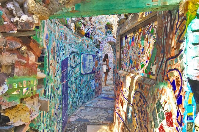 Philadelphia Murals and Street Art Tour with Magic Gardens - Key details before you book