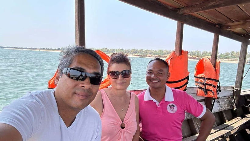 Phnom Penh: Street Art and Food Tour with Pickup and Beer - Who should book this Phnom Penh tour?