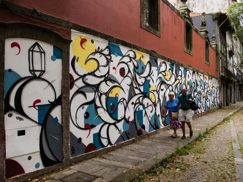 Porto Tour: Street Art & Architecture Experience 3h - Baixa, Cedofeita, and Miguel Bombarda