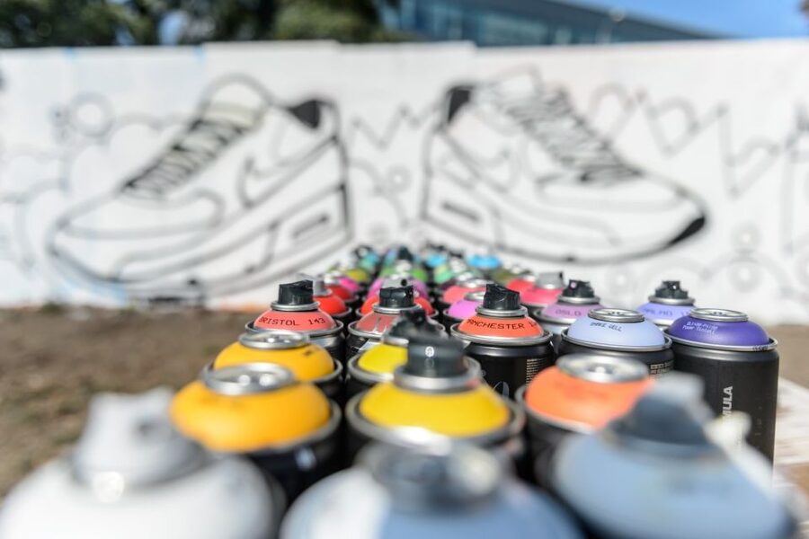 Prague Graffiti Workshop For Groups & Team-Building Groups - From sketchbook idea to wall design
