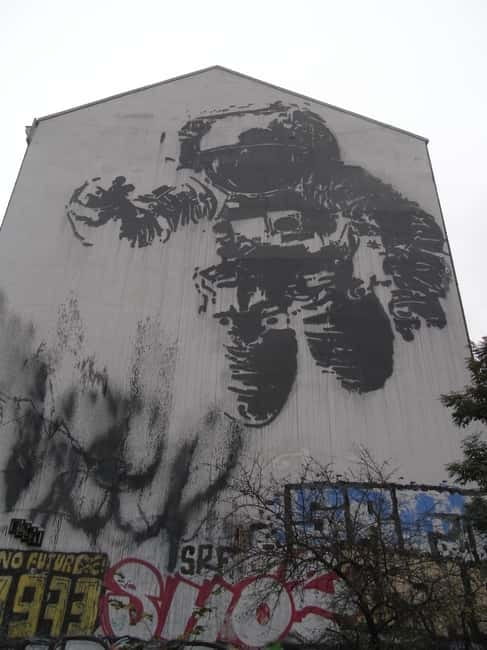 Private Alternative Berlin Tour -Murals, Graffiti and Squats - Key points to know before booking