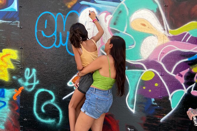 Private Barcelona Street Art Workshop with a Street Artist - Painting at Jardins de les Tres Xemeneies