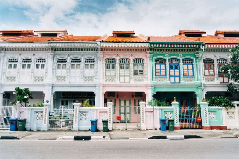 Private Street Art Tour in Singapore - The guide can make or break the day