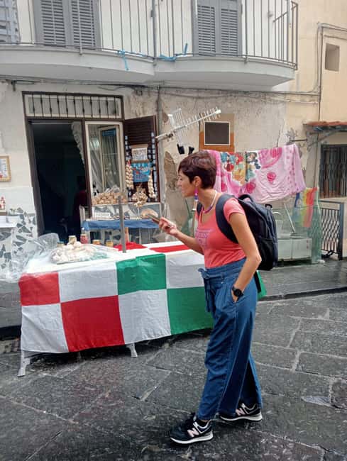 Rione Sanità: tour among street art, architecture, folklore - Folklore and the Value of an Italian Guide