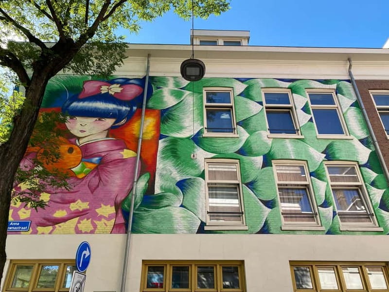 Rotterdam Street Art tour: Including specialised guide - The Pulp Fiction artwork and other memorable stops