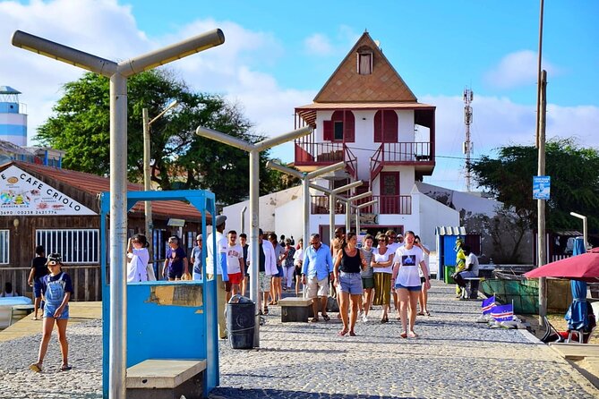 Sal island: Private Santa Maria City Tour, Street Art and Tapas - A private format with a useful price question