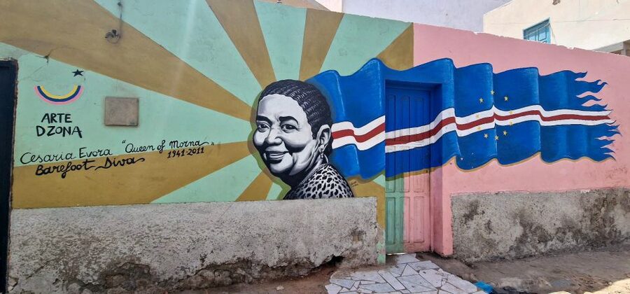 Sal island: Santa Maria city tour, street art and tapas - Starting with Santa Maria’s famous Pontão