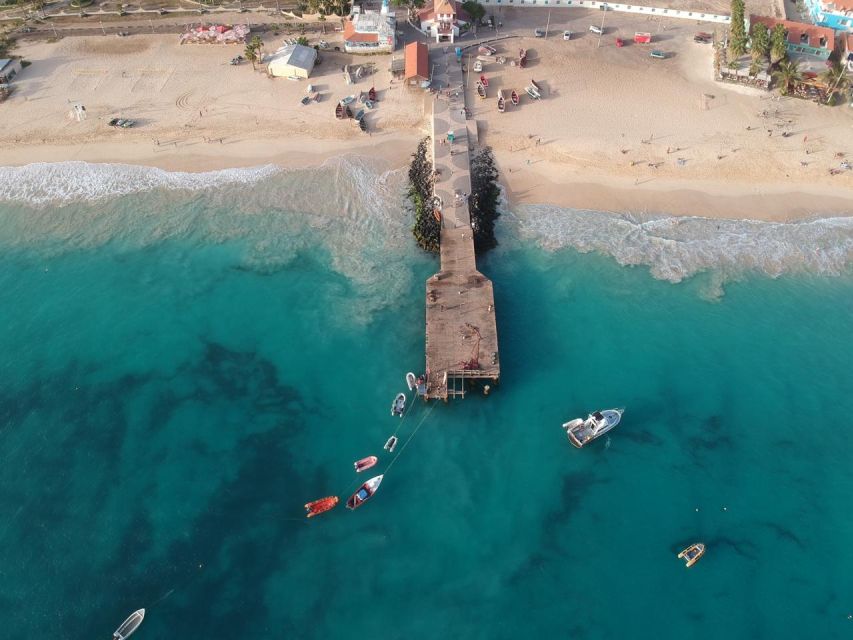 Sal island: Santa Maria city tour, street art and tapas - Walking, mobility, and the practical details