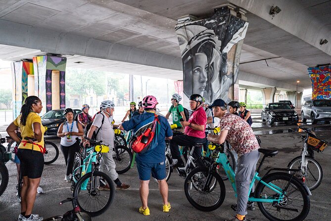 San Antonio E-Bike Tour: Murals, Street Art and Hidden Gems - Why an e-bike works better than a walking tour here