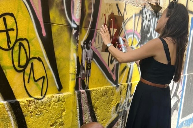 Small-Group Graffiti Tour and Workshop in El Carmen - How the Small Group Changes the Experience