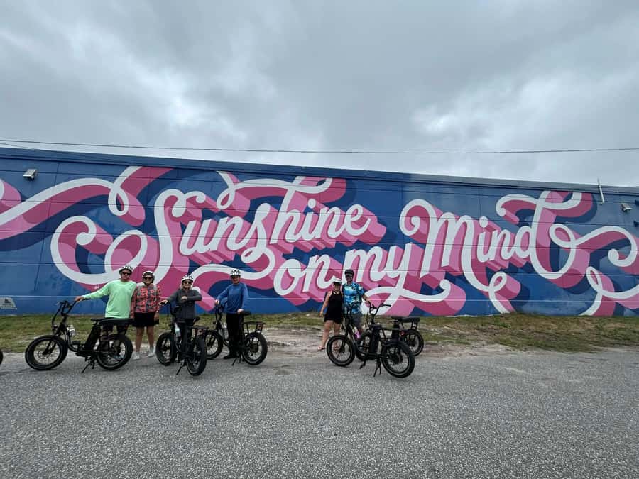 St. Petersburg, FL: Sightseeing & Murals Electric Bike Tour - Central Avenue and the ride back