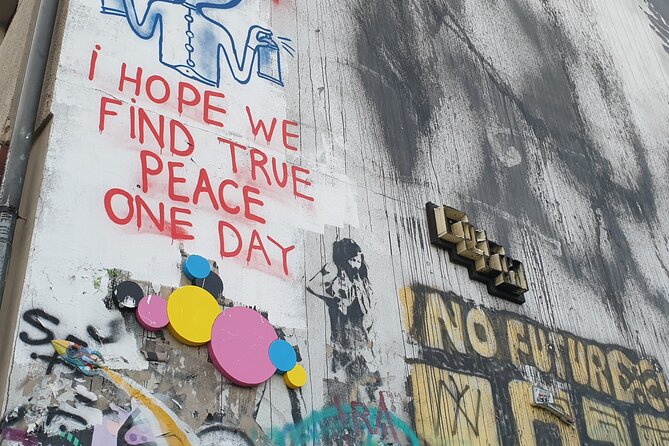 Street Art and Alternative Tour of Berlin in French - Ending at Schlesisches Tor